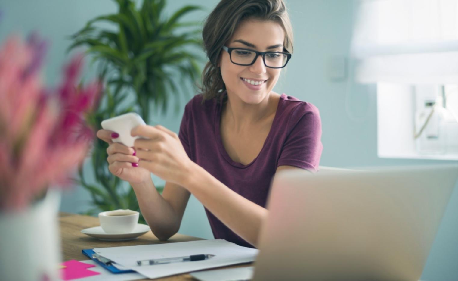 Pantalla mostrando código de scripts analíticos avanzados